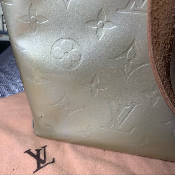 Price Drop Authentic Louis Vuitton Vernis Bag - Picture 3 of 17